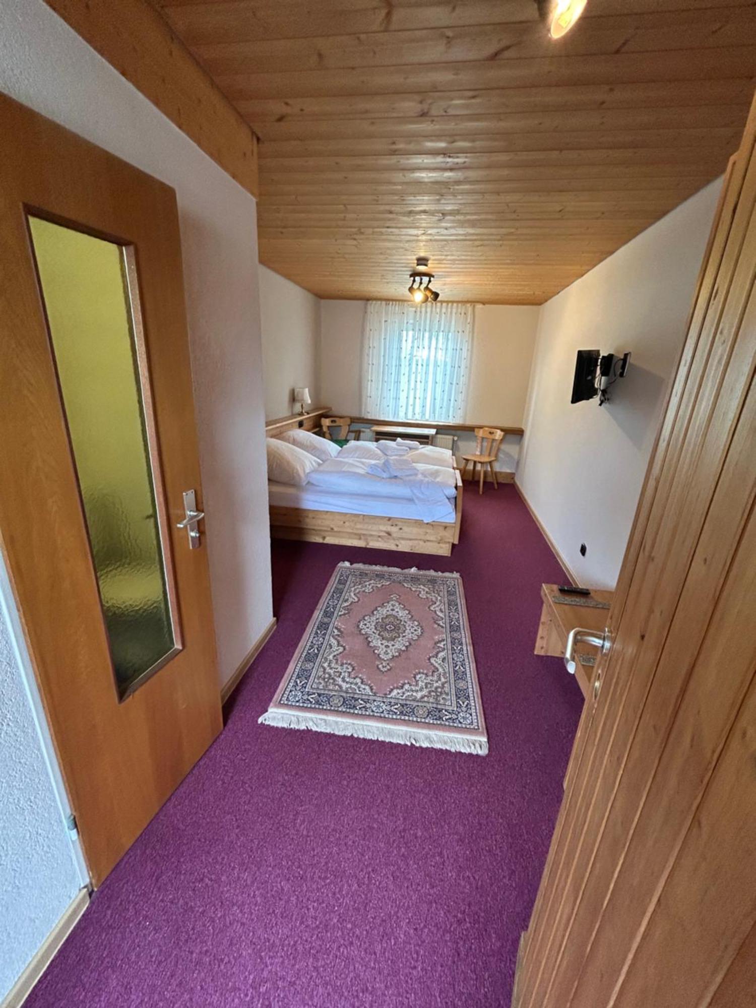 Bad Bruckhaus Erlebnishotel วัลด์ชุท-ทีนเงน ภายนอก รูปภาพ